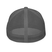 Closed-back trucker cap - White Lettering